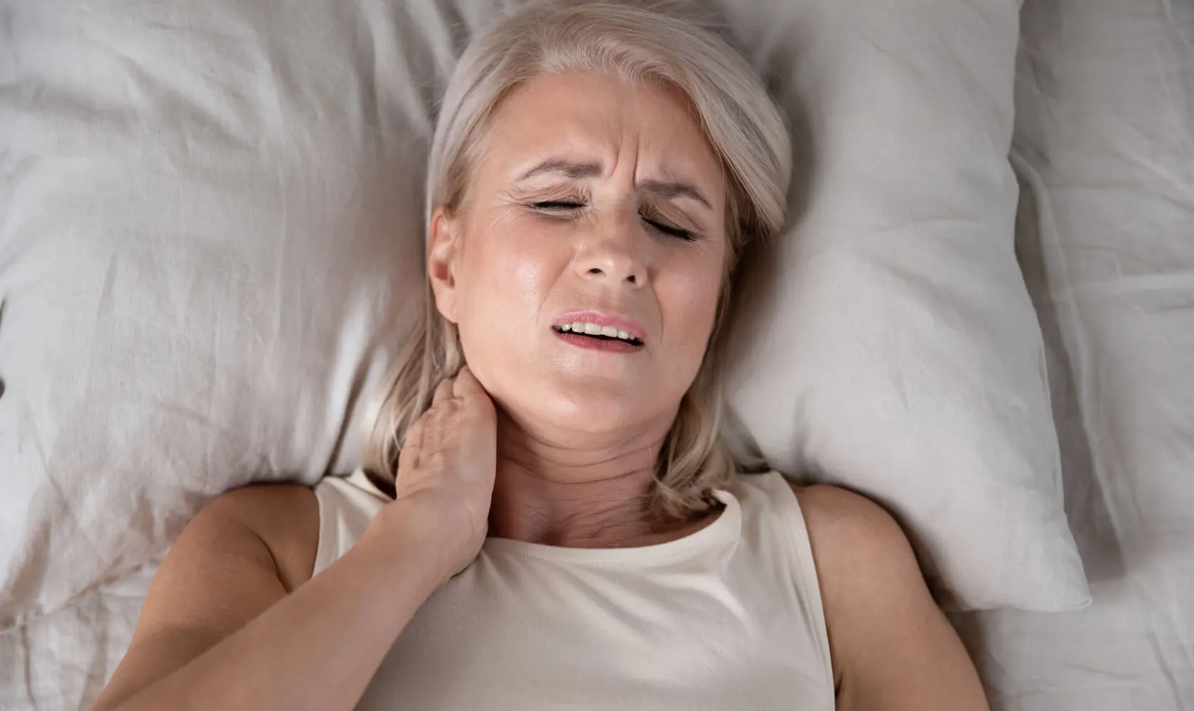 FluffCo Zen Pillow 18